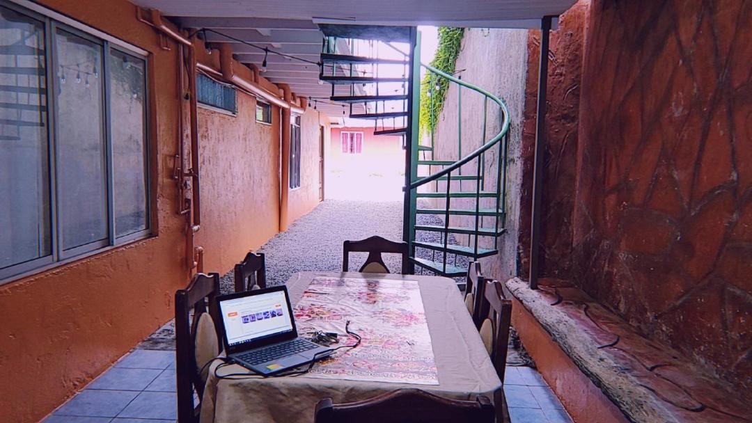 Alpha Arenal Hostel La Fortuna Eksteriør billede